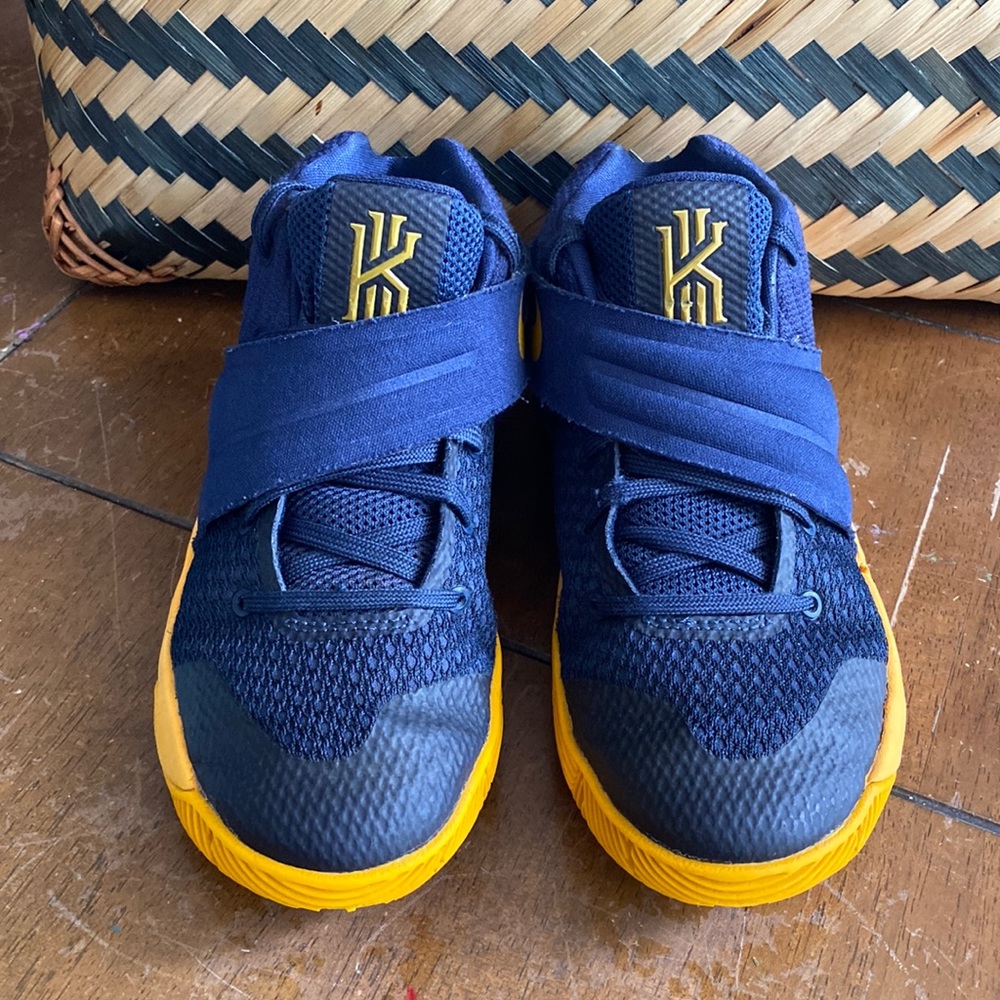 Nike KD’s youth size 1